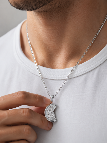 ST. CHRISTOPHER PENDANT FIGARO CHAIN | Silver